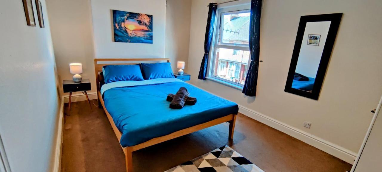 Rhubarb Terrace On The Coast - Sleeps 1-6 Colwyn Bay Exterior photo