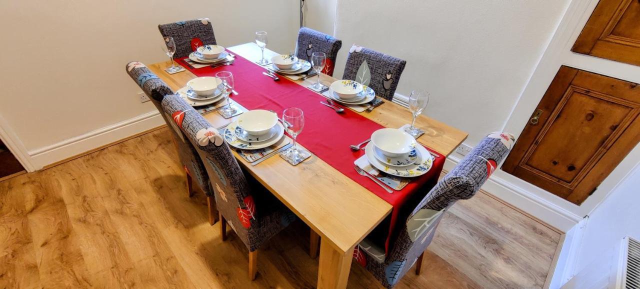 Rhubarb Terrace On The Coast - Sleeps 1-6 Colwyn Bay Exterior photo