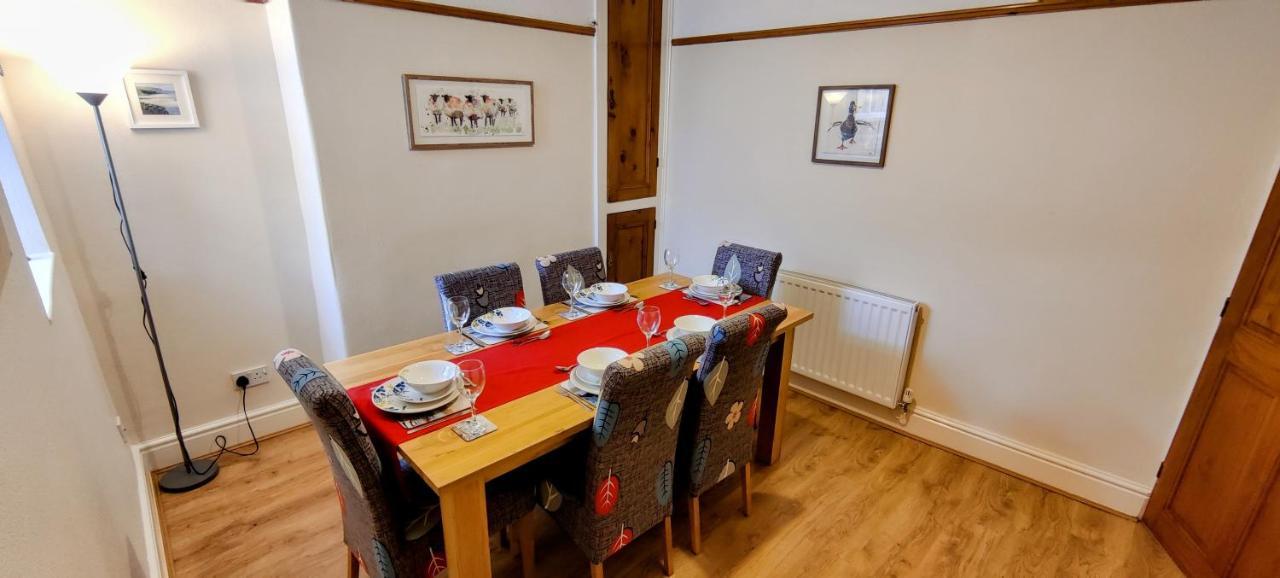 Rhubarb Terrace On The Coast - Sleeps 1-6 Colwyn Bay Exterior photo